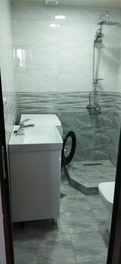 Guesthouse Zeinabi Tbilisi Bagian luar foto